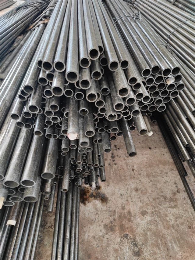 喀什16mn精密无缝钢管